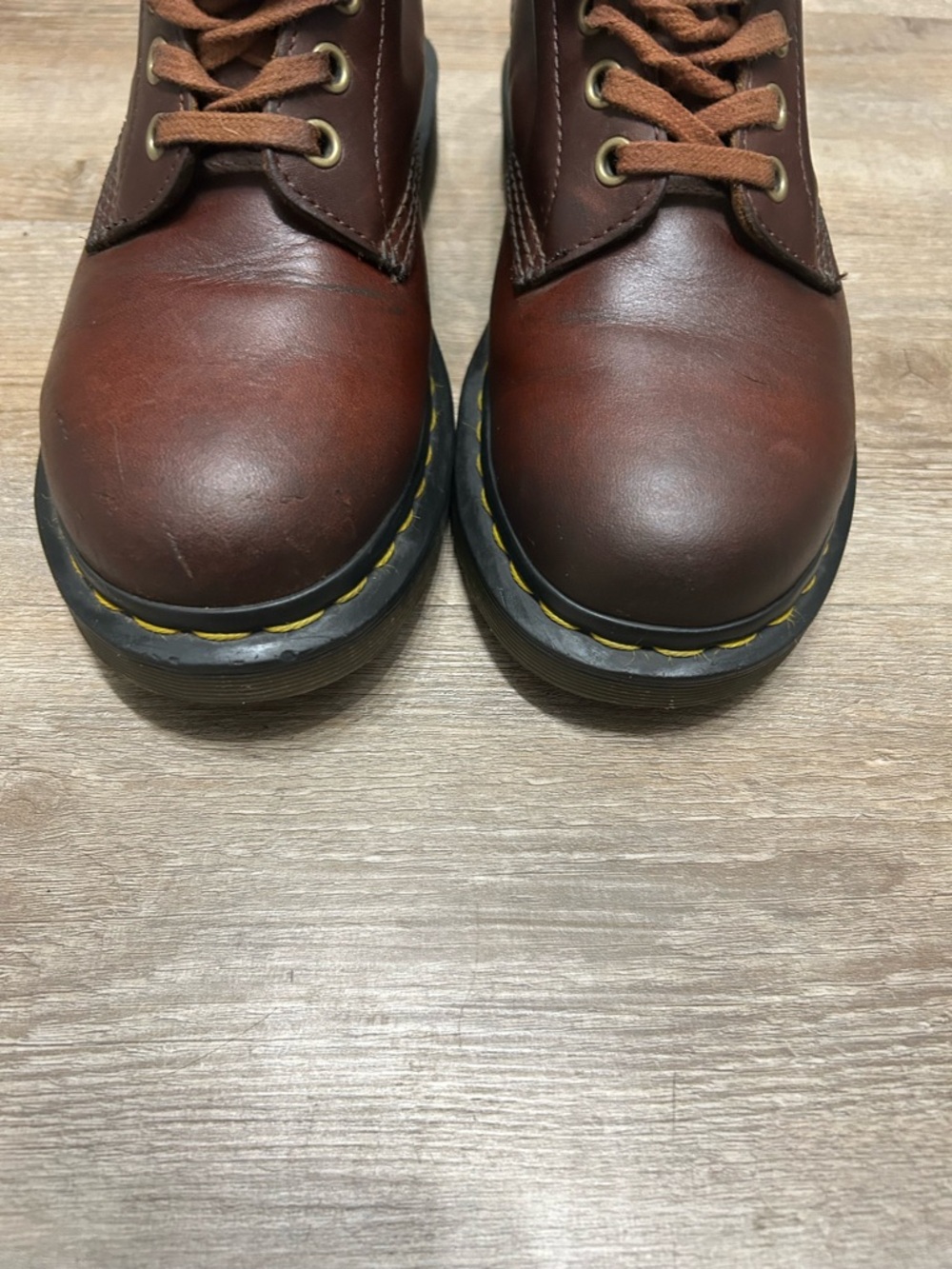 Dr. Martens Women’s Size 5 US Brown Leather Ankle 8-Eye Lace-Up Boots Distressed - Picture 2 of 10